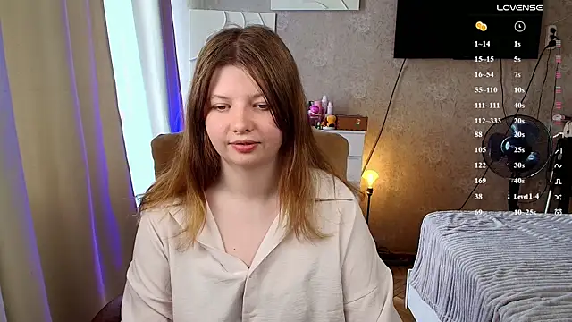 Vivian cutie online show from 05-10-26, 12:31