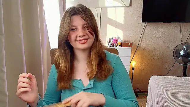 Vivian cutie online show from 05-22-26, 03:43