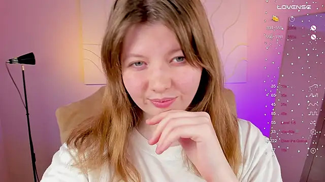 Vivian cutie online show from 03-08-25, 04:39