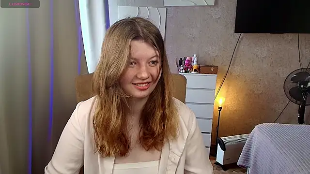 Vivian cutie online show from 06-13-26, 12:47