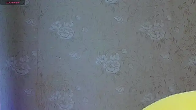 Vivian cutie online show from 09-14-25, 12:27