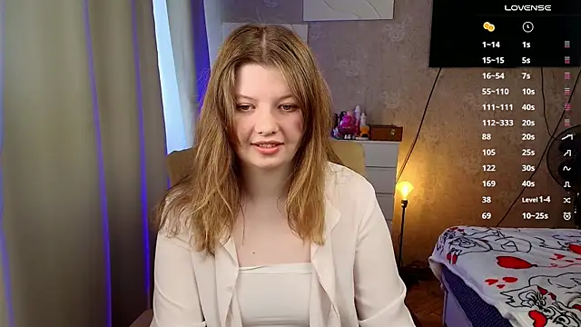 Vivian cutie online show from 04-26-26, 10:34