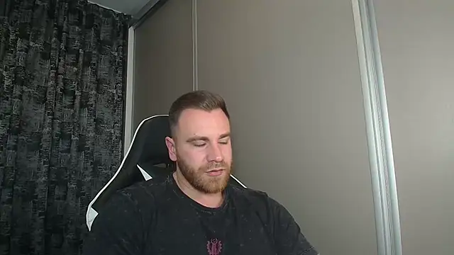 Thori92 online show from 10-25-25, 07:36