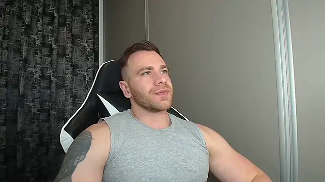 Thori92 online show from 05-09-26, 04:54