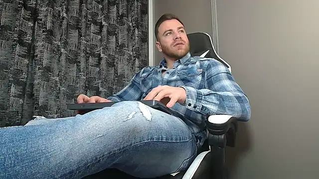 Thori92 online show from 02-17-25, 06:06