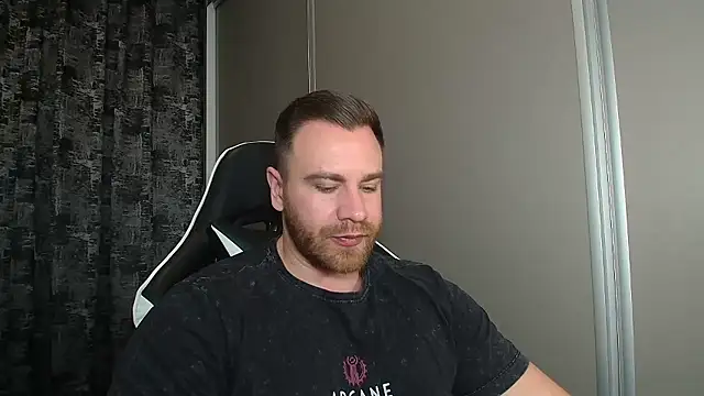 Thori92 online show from 01-07-26, 04:23