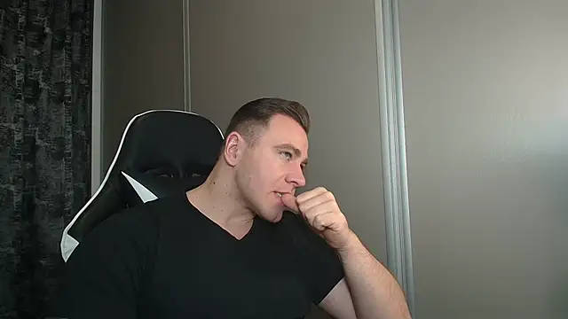 Thori92 online show from 02-21-26, 05:37