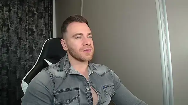 Thori92 online show from 03-29-26, 12:18