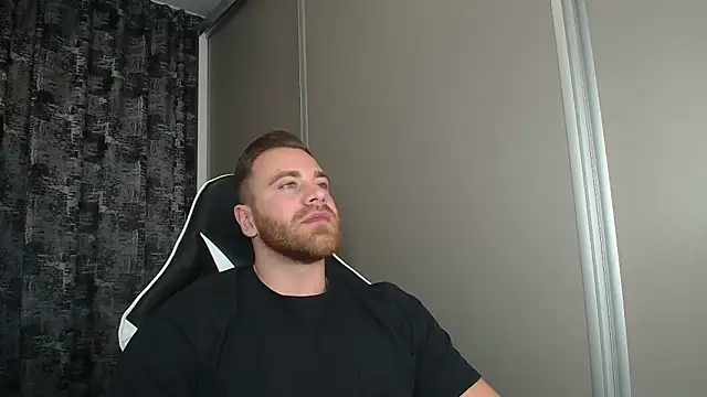 Thori92 online show from 10-29-25, 06:07