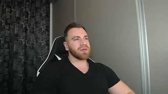 Thori92 online show from 02-01-26, 06:06