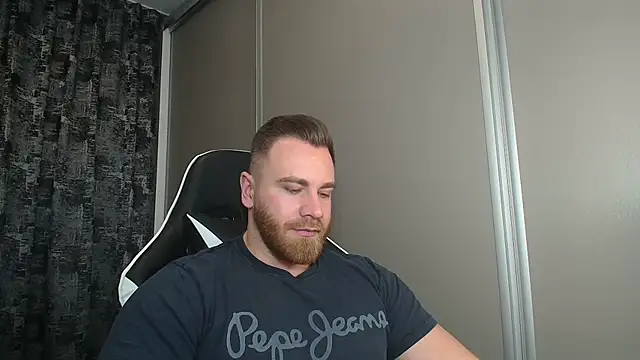 Thori92 online show from 12-05-25, 05:44