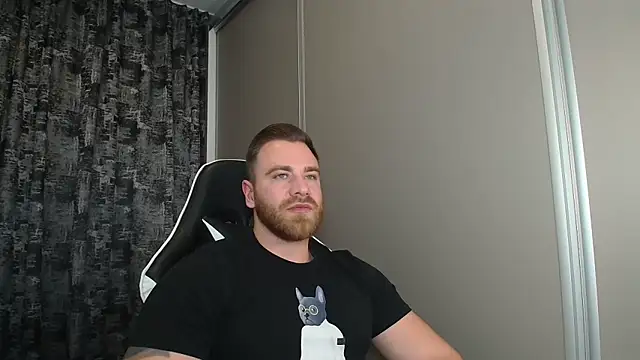 Thori92 online show from 11-15-25, 05:17