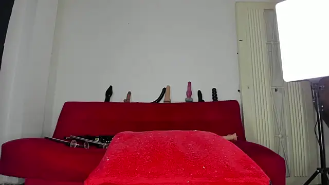 sweatyhairypig23 online show from 04-18-26, 08:05