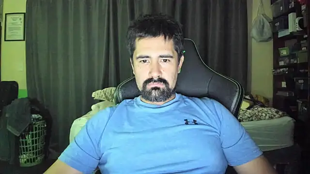 Snapshot of VonDoomdelToro chatting on 10-21-25, 06:24 VonDoomdelToro online show from 10-21-25, 06:24