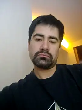 Snapshot of VonDoomdelToro chatting on 02-15-25, 02:44 VonDoomdelToro online show from 02-15-25, 02:44