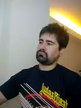Snapshot of VonDoomdelToro chatting on 01-05-25, 10:50 VonDoomdelToro online show from 01-05-25, 10:50