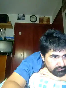 Snapshot of VonDoomdelToro chatting on 01-12-25, 06:49 VonDoomdelToro online show from 01-12-25, 06:49