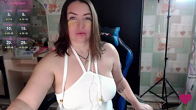 Korolek12 online show from 10-15-25, 04:44