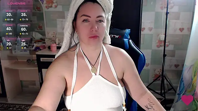 Korolek12 online show from 10-16-25, 04:54