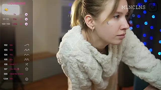 melanielwithu online show from 12-13-25, 08:04