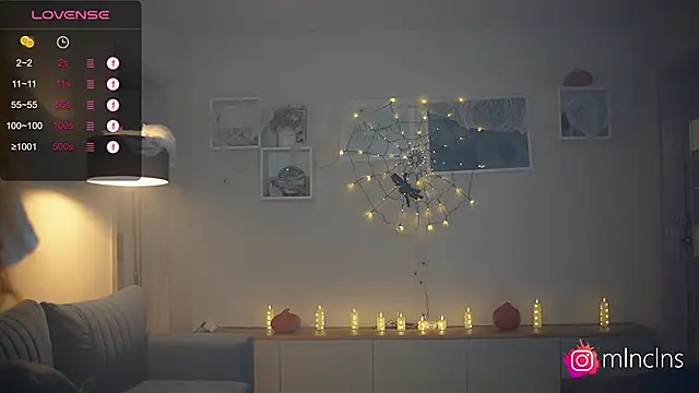 melanielwithu online show from 10-26-25, 01:33