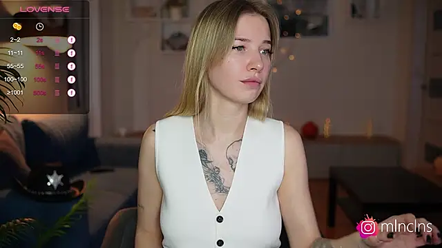 melanielwithu online show from 10-31-25, 11:18