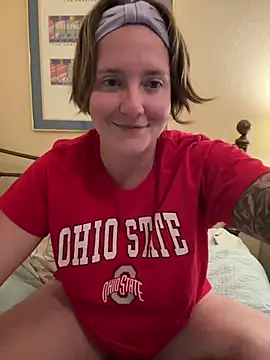 Snapshot of Lizzyloo chatting on 01-23-25, 01:30 Lizzyloo online show from 01-23-25, 01:30