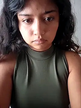 Peach Girll online show from 03-08-25, 05:01