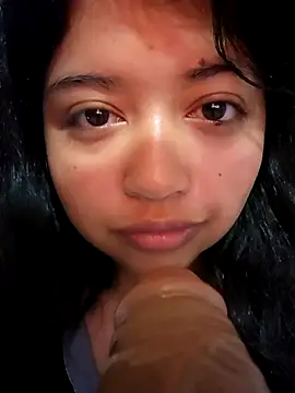 Peach Girll online show from 10-20-25, 11:55