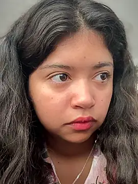 Peach Girll online show from 02-07-26, 12:02