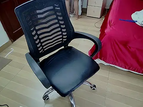 Makemypussysquirt-tsunami online show from 06-11-26, 04:20