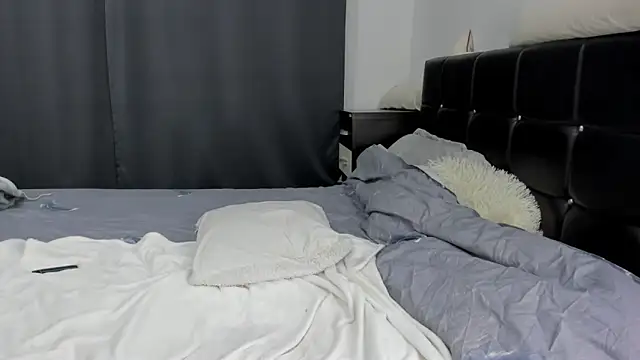 AryanaxXx online show from 11-24-25, 06:08