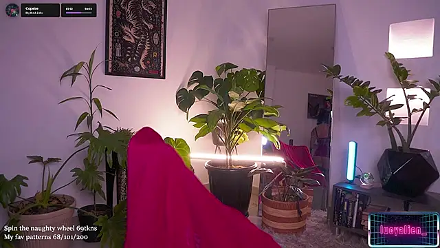 LucyAllenX online show from 09-30-25, 10:05