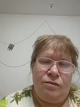 Snapshot of Mirra_Key chatting on 02-20-26, 04:53 Mirra Key online show from 02-20-26, 04:53