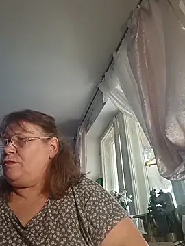 Snapshot of Mirra_Key chatting on 03-15-26, 01:07 Mirra Key online show from 03-15-26, 01:07