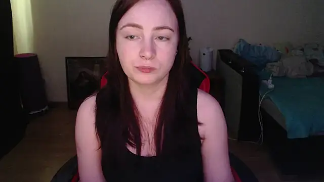Laralianna online show from 05-15-26, 09:51