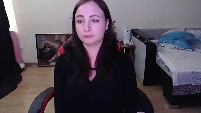 Laralianna online show from 06-16-26, 10:15
