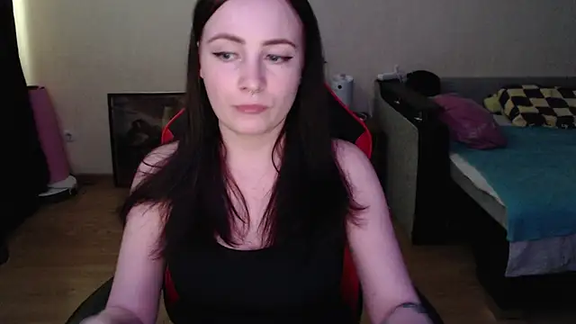 Laralianna online show from 04-16-26, 01:23