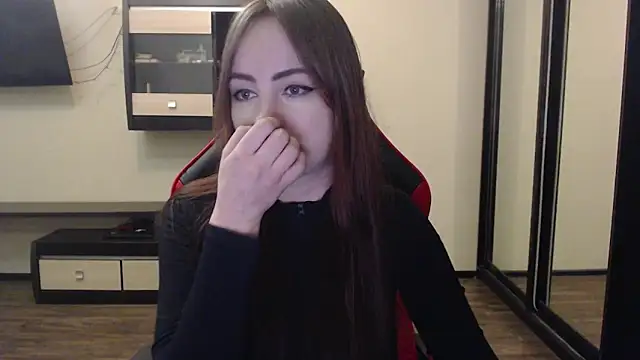 Snapshot of Laralianna chatting on 01-06-25, 10:36 Laralianna online show from 01-06-25, 10:36
