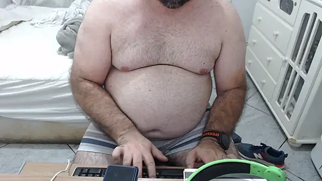 MysterBearMG online show from 10-06-25, 11:16