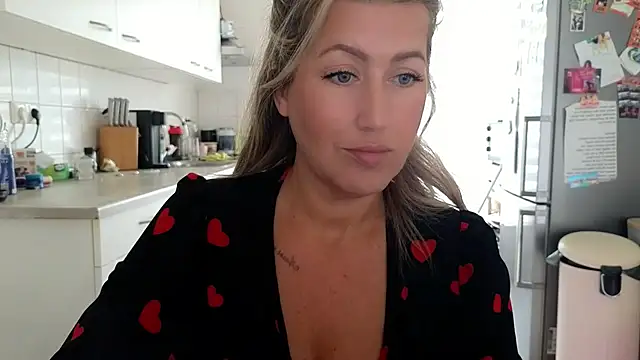 TessToy online show from 06-05-26, 07:03
