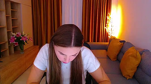  Mia Adams online show from 09-20-25, 04:17