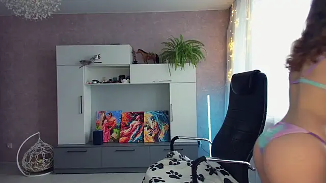 Cuddle Cat online show from 03-06-25, 05:46