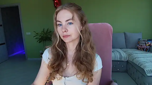 Cuddle Cat online show from 06-10-26, 06:03