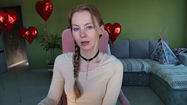 Cuddle Cat online show from 05-31-26, 05:24