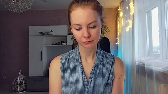 Cuddle Cat online show from 02-12-25, 05:58