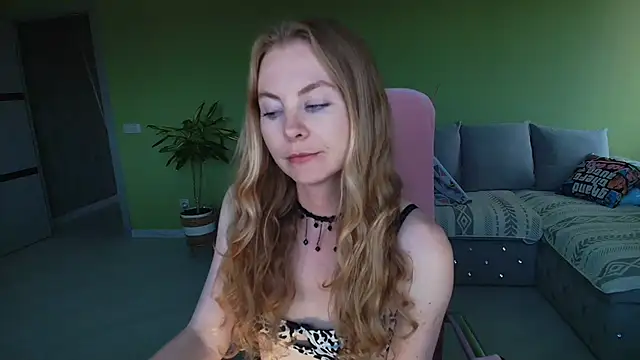 Cuddle Cat online show from 07-01-26, 01:55