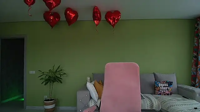 Cuddle Cat online show from 06-18-26, 06:12