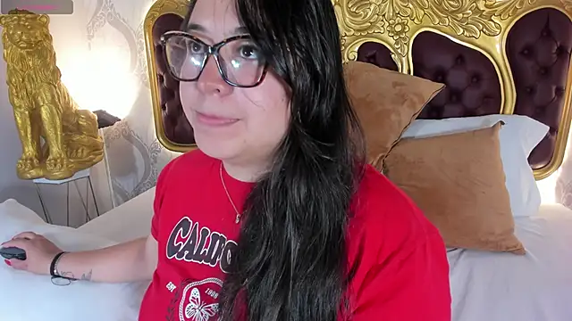 Dulce 26  online show from 12-19-25, 10:34