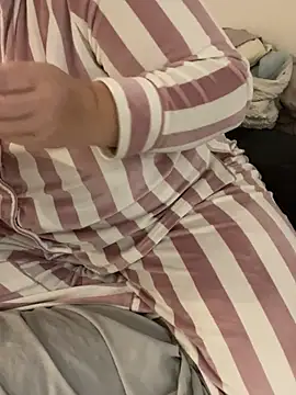 sweeti Em online show from 01-14-26, 07:17